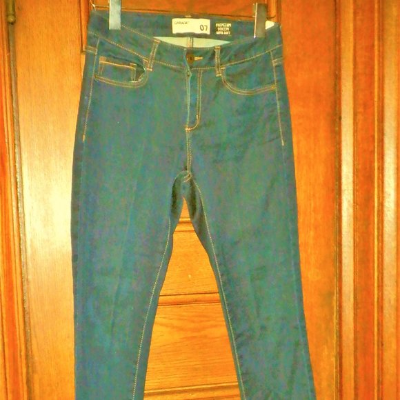 *** GARAGE *** Prem Denim Super Soft -6- High Waist Jeggings/BRAND NEW - Picture 2 of 2